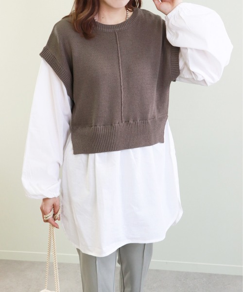 Monocoro toppi（モノコロトッピ）の「バックスリット ブラウス ドッキングニット シャツ ベスト（ベスト・レディース・グレイッシュベージュ/モカ/チャコールグレー/ブラック・M）」の14枚目の写真