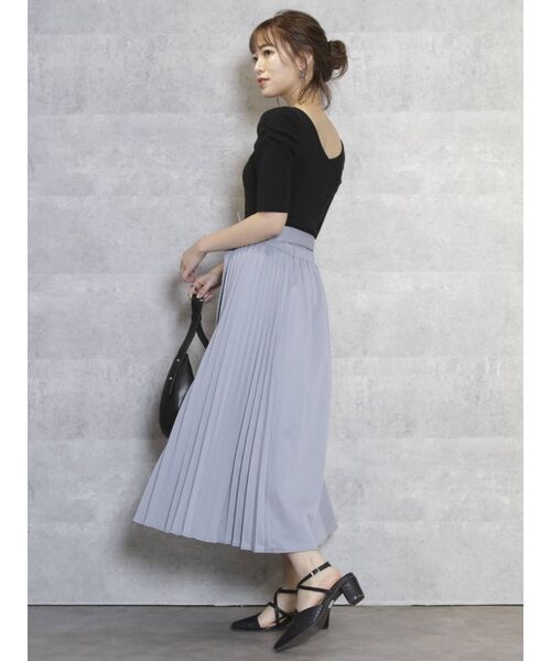 dazzlin(ダズリン)の「サイドプリーツボタンフレアスカート(スカート・レディース・ブルー/ベージュ/モカ・SMALL/MEDIUM)」の9枚目の写真