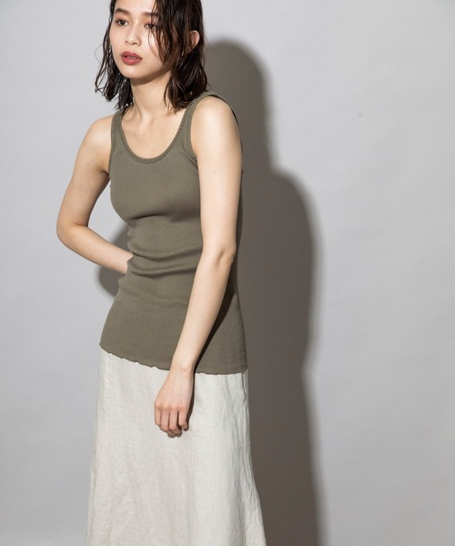 Munich（ミューニック）の「コットンリブタンクトップ（タンクトップ・レディース・グレイッシュベージュ/ホワイト/ブラウン/カーキ/ブラック/ライトグレー・FREE）」の8枚目の写真