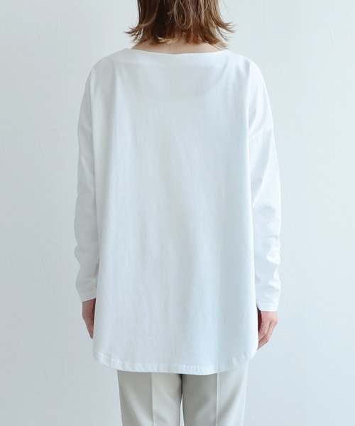 reca(レカ)の「USAコットン ボートネックロングTシャツ(Tシャツ/カットソー・レディース・ベージュ/ブラック/オフホワイト/グレイッシュベージュ・M)」の7枚目の写真