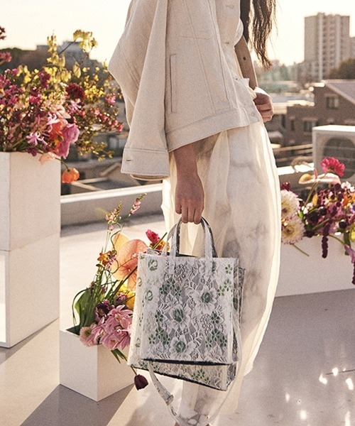 Casselini（キャセリーニ）の「レーストート（トートバッグ・レディース・アイボリー/クリーム/ブルー系その他/グリーン・FREE）」の14枚目の写真