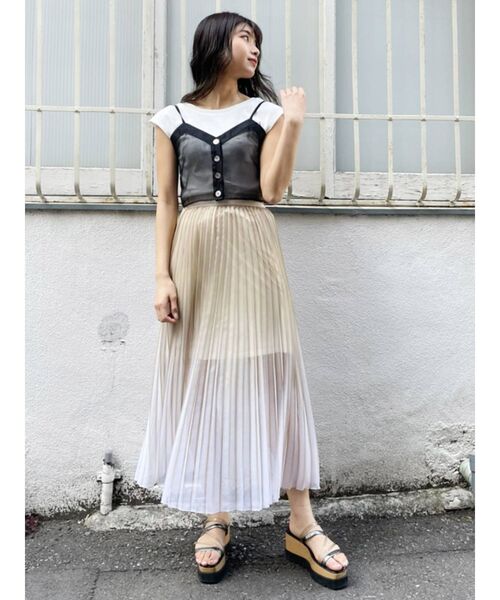 MURUA（ムルーア）の「シアーキャミレイヤードトップス（Tシャツ/カットソー・レディース・ブラック/パープル/ベージュ・FREE）」の17枚目の写真