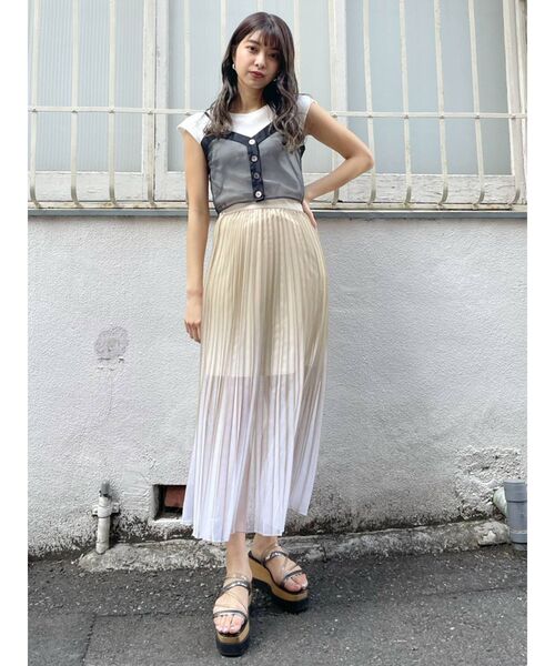 MURUA（ムルーア）の「シアーキャミレイヤードトップス（Tシャツ/カットソー・レディース・ブラック/パープル/ベージュ・FREE）」の18枚目の写真