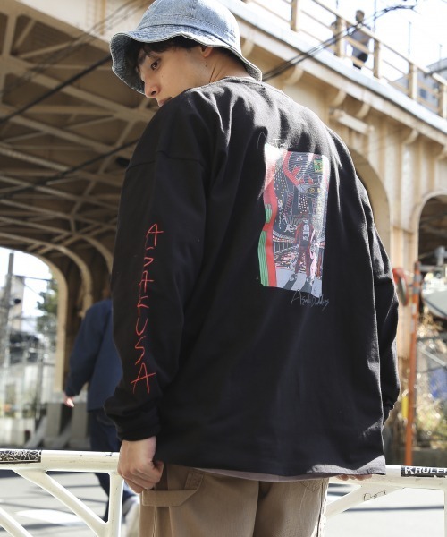 RAGEBLUE(レイジブルー)の「【KANA SUZUKI】コラボプリントロンT/935577(Tシャツ/カットソー・メンズ・ホワイト/ブラック/グレー/オレンジ/グリーン系その他・SMALL/MEDIUM/LARGE)」の3枚目の写真