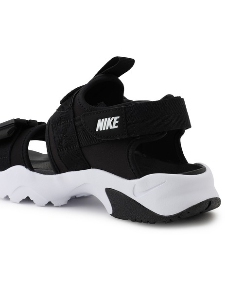 NIKE（ナイキ）の「【NIKE】ナイキ ウィメンズ キャニオン スライド サンダル（サンダル・レディース・ブラック/ブラック系その他・23.0cm/22cm/24.0cm）」の22枚目の写真