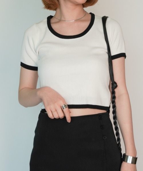 yuue' ( wear )(ユーイ)の「バイカラーライン半袖カットソー(Tシャツ/カットソー・レディース・ホワイト/ブラック/ブルー・FREE)」の1枚目の写真
