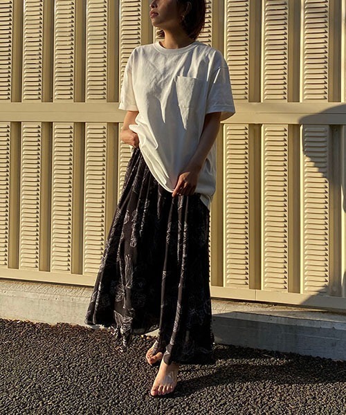 CREDONA(クレドナ)の「リバーシブルボタニカルSK(スカート・レディース・ブラック・FREE)」の14枚目の写真