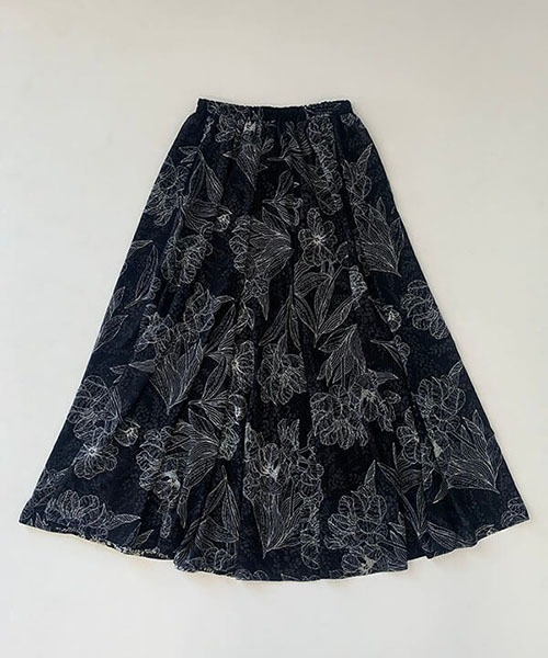 CREDONA(クレドナ)の「リバーシブルボタニカルSK(スカート・レディース・ブラック・FREE)」の15枚目の写真