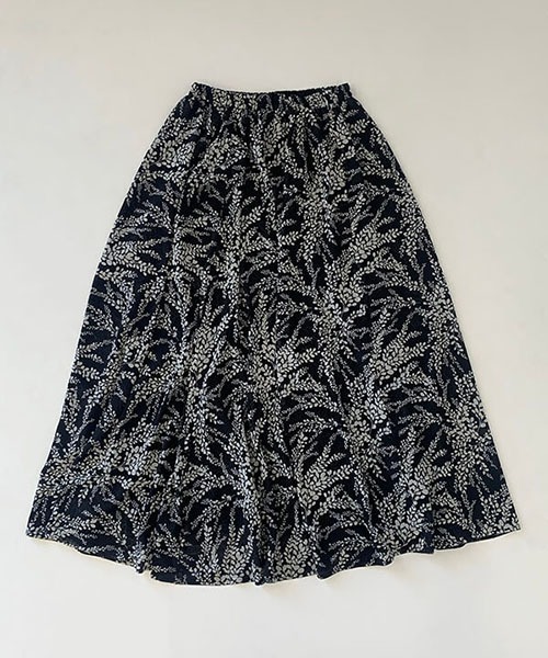 CREDONA(クレドナ)の「リバーシブルボタニカルSK(スカート・レディース・ブラック・FREE)」の16枚目の写真