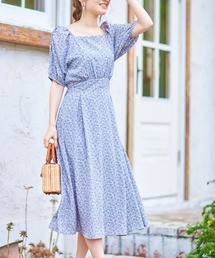 tocco closet | ウエストりぼん付きシャーリングボリュームスリーブフラワープリントワンピース(ワンピース)