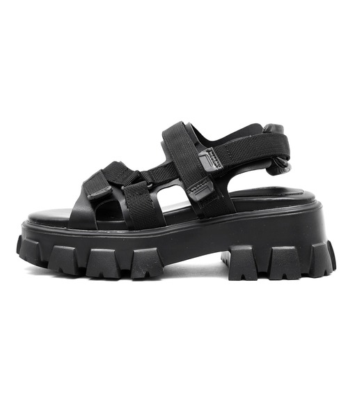 Figments（フィグメンツ）の「スポーツサンダル（サンダル・レディース・ホワイト/ブラック・SMALL/MEDIUM）」の6枚目の写真