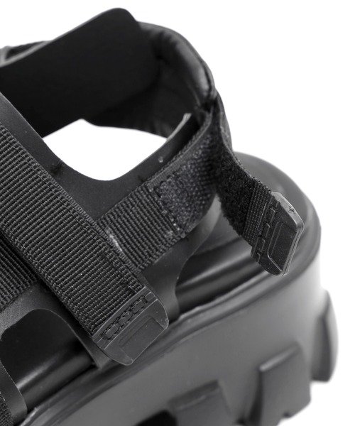 Figments（フィグメンツ）の「スポーツサンダル（サンダル・レディース・ホワイト/ブラック・SMALL/MEDIUM）」の7枚目の写真