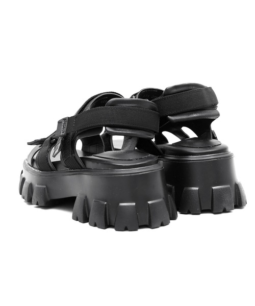 Figments（フィグメンツ）の「スポーツサンダル（サンダル・レディース・ホワイト/ブラック・SMALL/MEDIUM）」の8枚目の写真