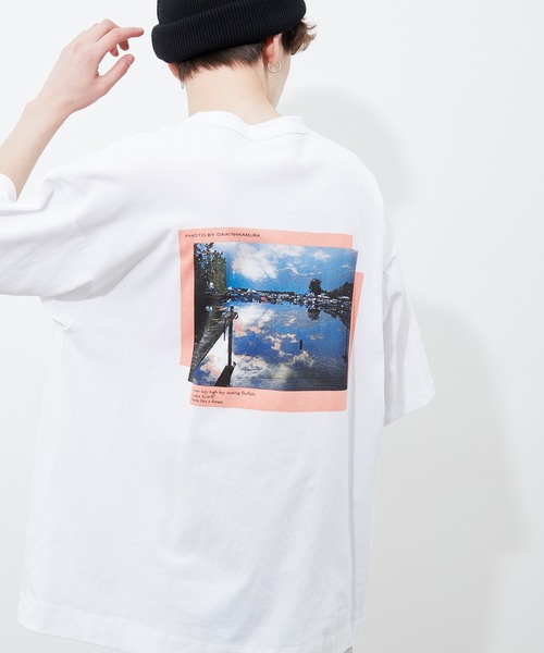 JUNRED（ジュンレッド）の「DAIKI NAKAMURAフォトTEE（Tシャツ/カットソー・メンズ・ホワイト/グレー/ホワイト系その他/ブルー系その他4・M/L）」の2枚目の写真