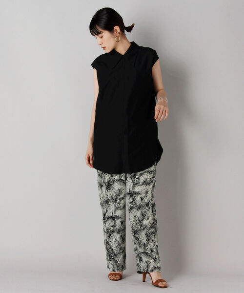 NOLLEY’S Sophi(ノーリーズソフィ)の「◇【WEB限定カラーあり】シアーノースリーブシャツ(シャツ/ブラウス・レディース・ホワイト/サックスブルー/ミント/ブラック・38/36)」の15枚目の写真