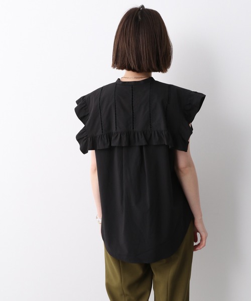A part by（アパートバイ）の「Coフリルビッグカラーノースリーブブラウス　950394（シャツ/ブラウス・レディース・オフホワイト/ブラック/グリーン・FREE）」の14枚目の写真