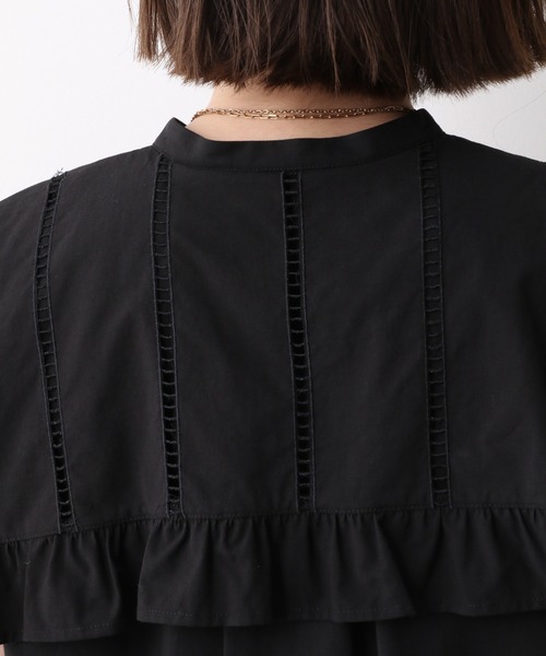 A part by（アパートバイ）の「Coフリルビッグカラーノースリーブブラウス　950394（シャツ/ブラウス・レディース・オフホワイト/ブラック/グリーン・FREE）」の16枚目の写真