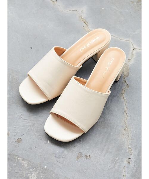 Green　Parks（グリーンパークス）の「・Una gardenia スクエアミュール＊（サンダル・レディース・ベージュ/パイソン/ホワイト/ナチュラル/ブラック・L/M）」の2枚目の写真