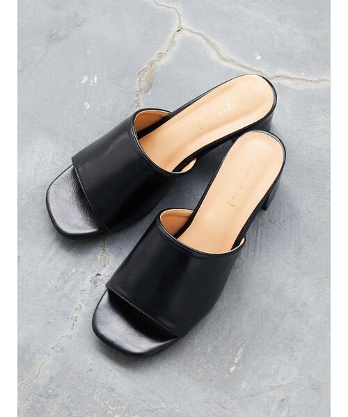 Green　Parks（グリーンパークス）の「・Una gardenia スクエアミュール＊（サンダル・レディース・ベージュ/パイソン/ホワイト/ナチュラル/ブラック・L/M）」の3枚目の写真