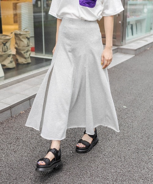 RASVOA(ラスボア)の「ハイスリットスカート(スカート・レディース・ベージュ/グレー/アイボリー/ブラック・FREE)」の16枚目の写真