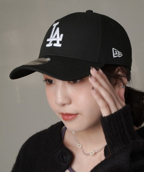 NEW ERA（ニューエラ）の「【NEW ERA / ニューエラ】Los Angeles Dodgers・ロサンゼルス ドジャース チームロゴ刺繍キャップ（キャップ・レディース・ブラック/ブルー・ONESIZE）」の20枚目の写真
