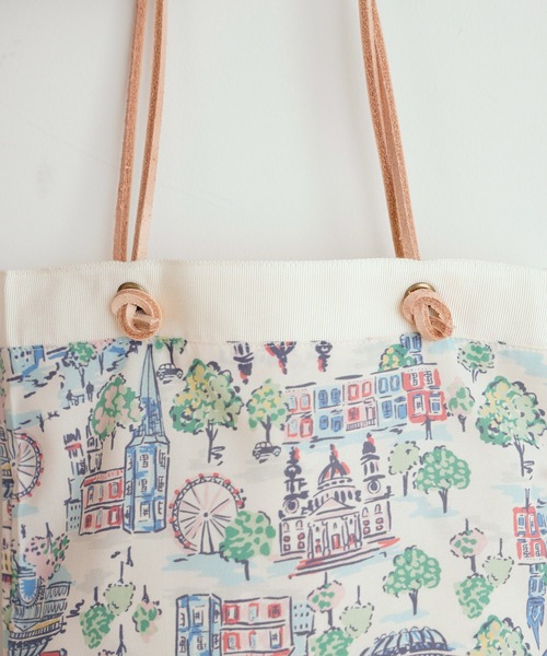 BEARDSLEY（ビアズリー）の「プリントリバーシブルバッグ（トートバッグ・レディース・ネイビー/アイボリー・FREE）」の3枚目の写真