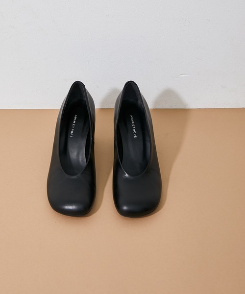 ADAM ET ROPE'(アダムエロペ)の「ディープカットパンプス(パンプス・レディース・ブラック/ベージュ・23.5cm/23.0cm/24.0cm/24.5cm)」の2枚目の写真