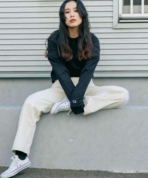 Champion(チャンピオン)の「【Champion Authentic T-SHIRTS】 レディース チャンピオン スーパーオーバーサイズ コットン L/S Tシャツ(Tシャツ/カットソー・レディース・ホワイト/グレー/ネイビー/ブラック/レッド/ブルー・S/M/L/XL)」の19枚目の写真