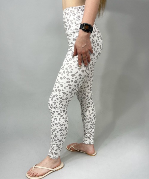 Ungrid（アングリッド）の「【ムラサキスポーツ別注】UNGRID/アングリッド 水陸両用 /小花柄フィットネスレギンス/セットアップ対応   61314（レギンス/スパッツ・レディース・グリーン/ホワイト・L/M）」の12枚目の写真