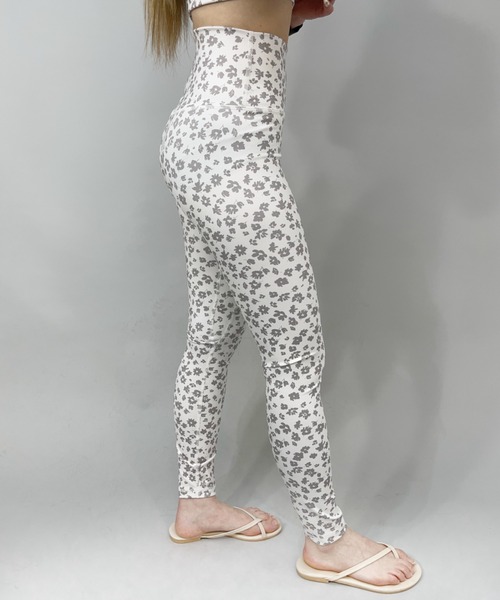 Ungrid（アングリッド）の「【ムラサキスポーツ別注】UNGRID/アングリッド 水陸両用 /小花柄フィットネスレギンス/セットアップ対応   61314（レギンス/スパッツ・レディース・グリーン/ホワイト・L/M）」の10枚目の写真