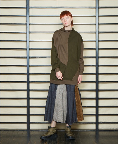 gomme（ゴム）の「8ozデニム　タックワイドパンツ（デニムパンツ・レディース・ブラック/インディゴブルー・MEDIUM）」の15枚目の写真