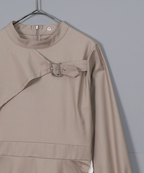 &g'aime（アンジェム）の「【&g’aime】ケープレイヤードワンピース（ワンピース・レディース・ブラック/ブルー/グレイッシュベージュ・FREE）」の11枚目の写真