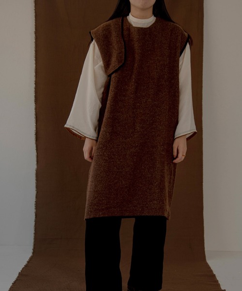 lawgy（ラウジー）の「over piping medium vest（ベスト・レディース・ベージュ/ブラウン・FREE）」の10枚目の写真