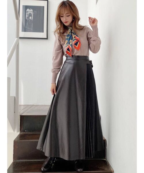 RESEXXY（リゼクシー）の「レザープリーツ切替スカート（スカート・レディース・ブラック/ブラウン/アイボリー・FREE）」の18枚目の写真