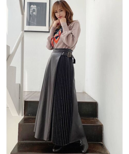 RESEXXY（リゼクシー）の「レザープリーツ切替スカート（スカート・レディース・ブラック/ブラウン/アイボリー・FREE）」の21枚目の写真