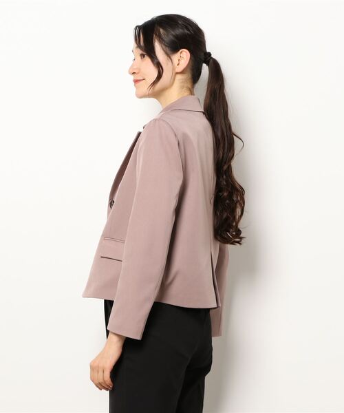 Ank Rouge（アンクルージュ）の「ショート丈シングルテーラードジャケット（テーラードジャケット・レディース・ベージュ/モカ/A・M）」の4枚目の写真