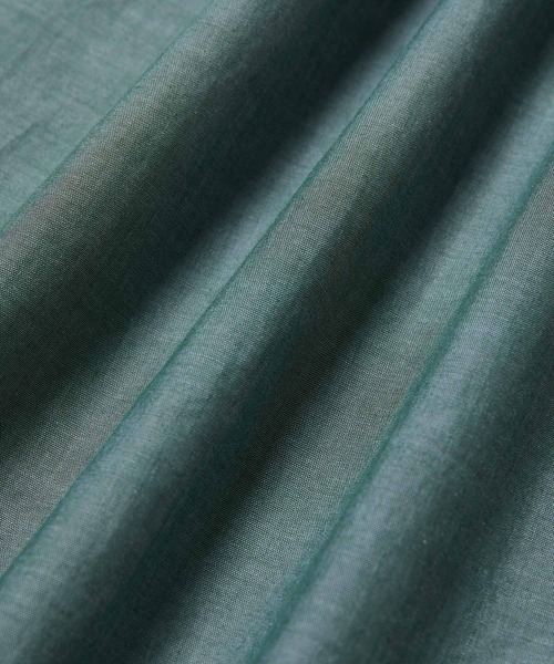 ADAM ET ROPE'(アダムエロペ)の「フロントタック コットンブロード シャツチュニック(シャツ/ブラウス・メンズ・オフホワイト/チャコールグレー/グリーン・M/L)」の17枚目の写真