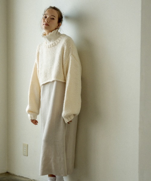 PUAL CE CIN（ピュアルセシン）の「ニット×ニットワンピースSET（アンサンブル・レディース・ベージュ/グレー/イエロー/アイボリー・FREE）」の2枚目の写真