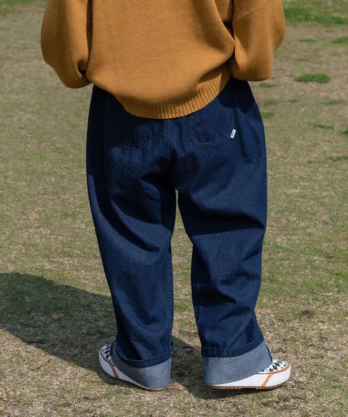 Perushu（ペルーシュ）の「ロールアップワイドデニムパンツ（デニムパンツ・メンズ・ブラック/インディゴブルー・SMALL/MEDIUM/LARGE）」の11枚目の写真