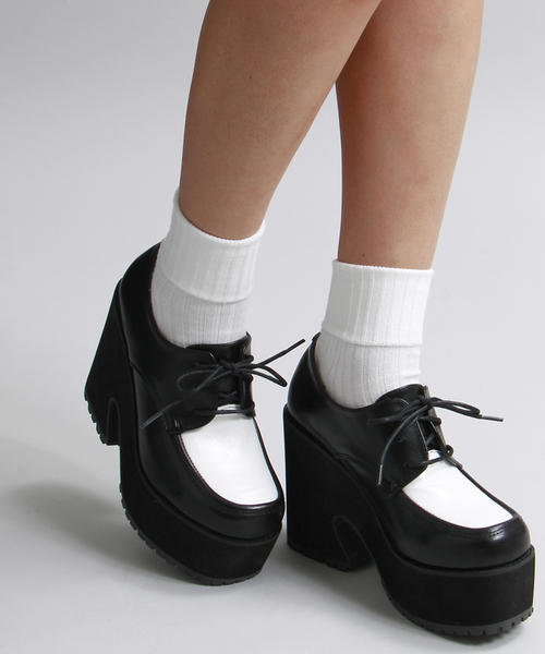 WEGO（ウィゴー）の「WEGO/厚底ヒールシューズ（ブーツ・レディース・ブラック/ブラック系その他・LARGE/MEDIUM）」の2枚目の写真