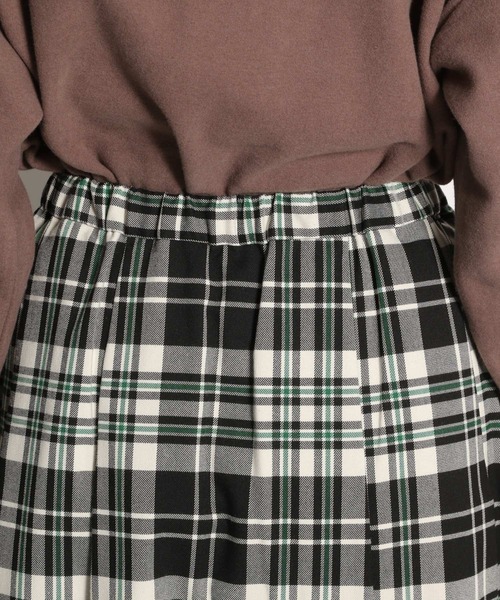 niko and...（ニコアンド）の「裏起毛ラップ風チェックスカート（スカート・レディース・ブラック/グレー/ネイビー/グリーン/ベージュ・MEDIUM/LARGE）」の19枚目の写真