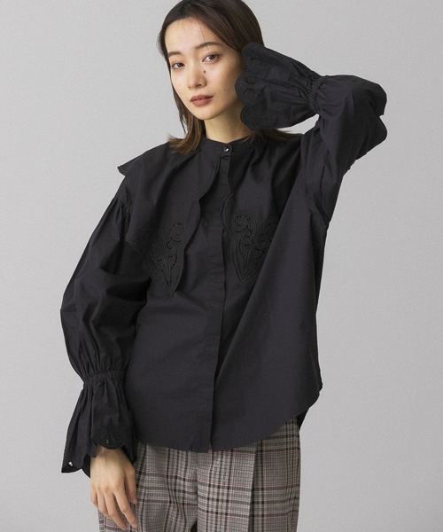 KBF(ケイビーエフ)の「スカラップ襟SETブラウス(シャツ/ブラウス・レディース・カーキ/オフホワイト/ブラック・ONE)」の10枚目の写真