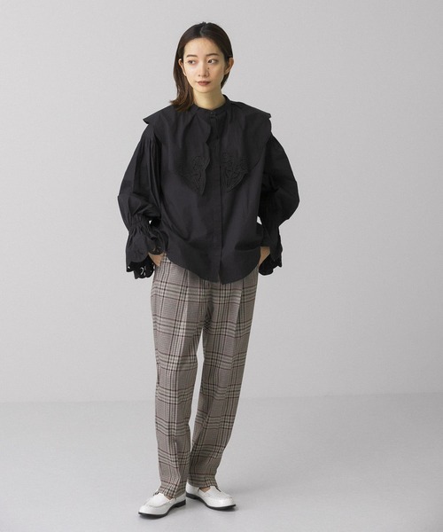 KBF(ケイビーエフ)の「スカラップ襟SETブラウス(シャツ/ブラウス・レディース・カーキ/オフホワイト/ブラック・ONE)」の14枚目の写真