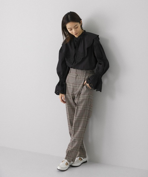 KBF(ケイビーエフ)の「スカラップ襟SETブラウス(シャツ/ブラウス・レディース・カーキ/オフホワイト/ブラック・ONE)」の15枚目の写真