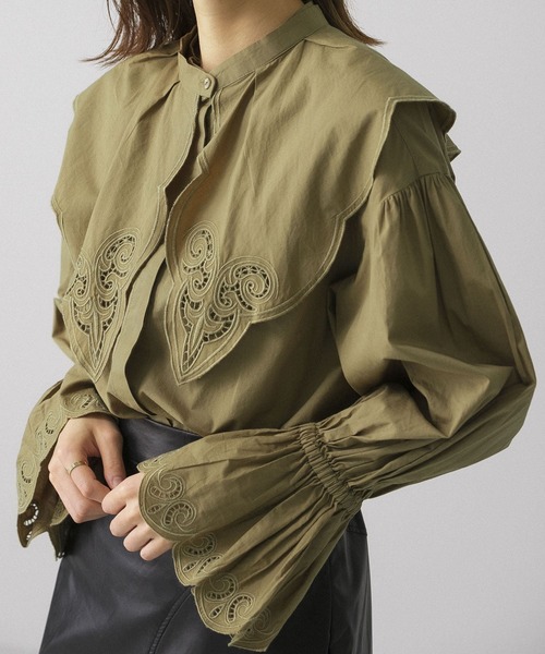 KBF(ケイビーエフ)の「スカラップ襟SETブラウス(シャツ/ブラウス・レディース・カーキ/オフホワイト/ブラック・ONE)」の20枚目の写真