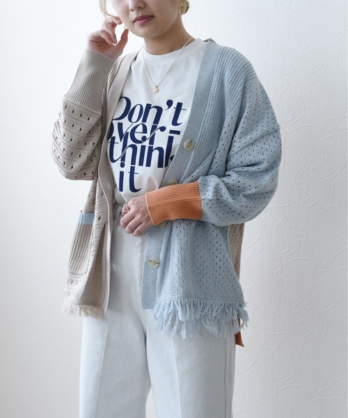Eimee Law(エイミーロウ)の「メッシュ編み配色ニットカーデ(ニット/セーター・レディース・ネイビー/アイボリー/ベージュ・38)」の2枚目の写真