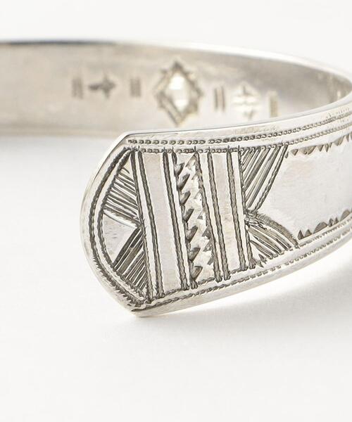 Steven Alan（スティーブンアラン）の「＜Tuareg Jewelry＞ BANGLE A16/バングル □□（バングル/リストバンド・メンズ・シルバー・FREE）」の4枚目の写真