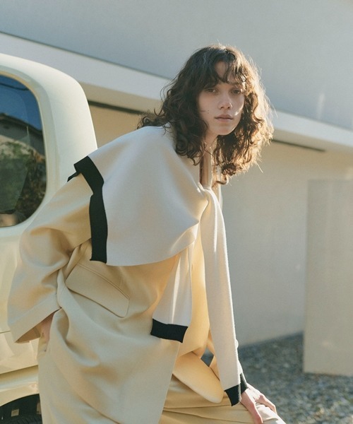 SNIDEL（スナイデル）の「オーバーショルダーニット（ストール/ショール・レディース・ホワイト/イエロー/その他・FREE）」の2枚目の写真