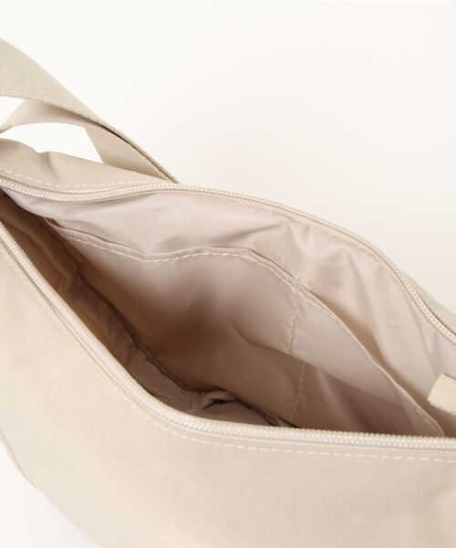 florist（フローリスト）の「【ユニセックス】ハーフムーンショルダーバッグ/ボディバッグ（ショルダーバッグ・レディース・オレンジ/グリーン/オフホワイト/ブラック/マスタード/ワイン/ブルー/グレー・FREE）」の18枚目の写真