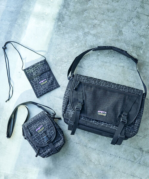 B:MING by BEAMS（ビーミングバイビームス）の「Overland EQUIPMENT x B:MING by BEAMS / 別注 スパイダーウェブ ポーチ（ショルダーバッグ・メンズ・ブラック系その他・ONE SIZE）」の6枚目の写真